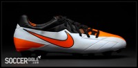 /album/lan%c3%a7amento%20-%20nike%20total%2090%20laser%20elite/soccer-bible-174-jpg/